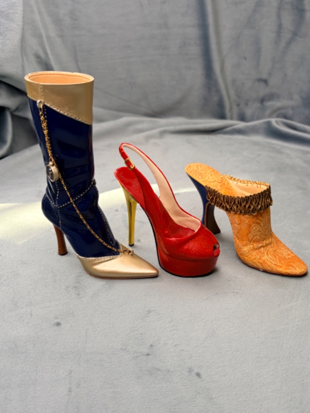 Lot of 3 Just the Right Shoe by Raine collectible miniatures